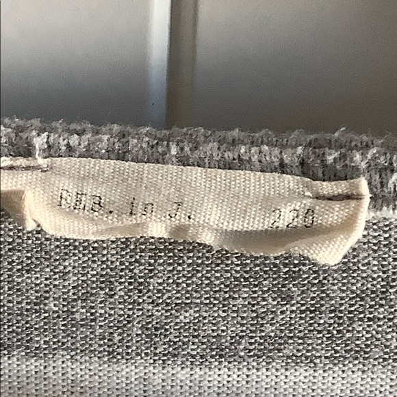 Women’s Striped V-Neck Sweater - Picture 2 of 5